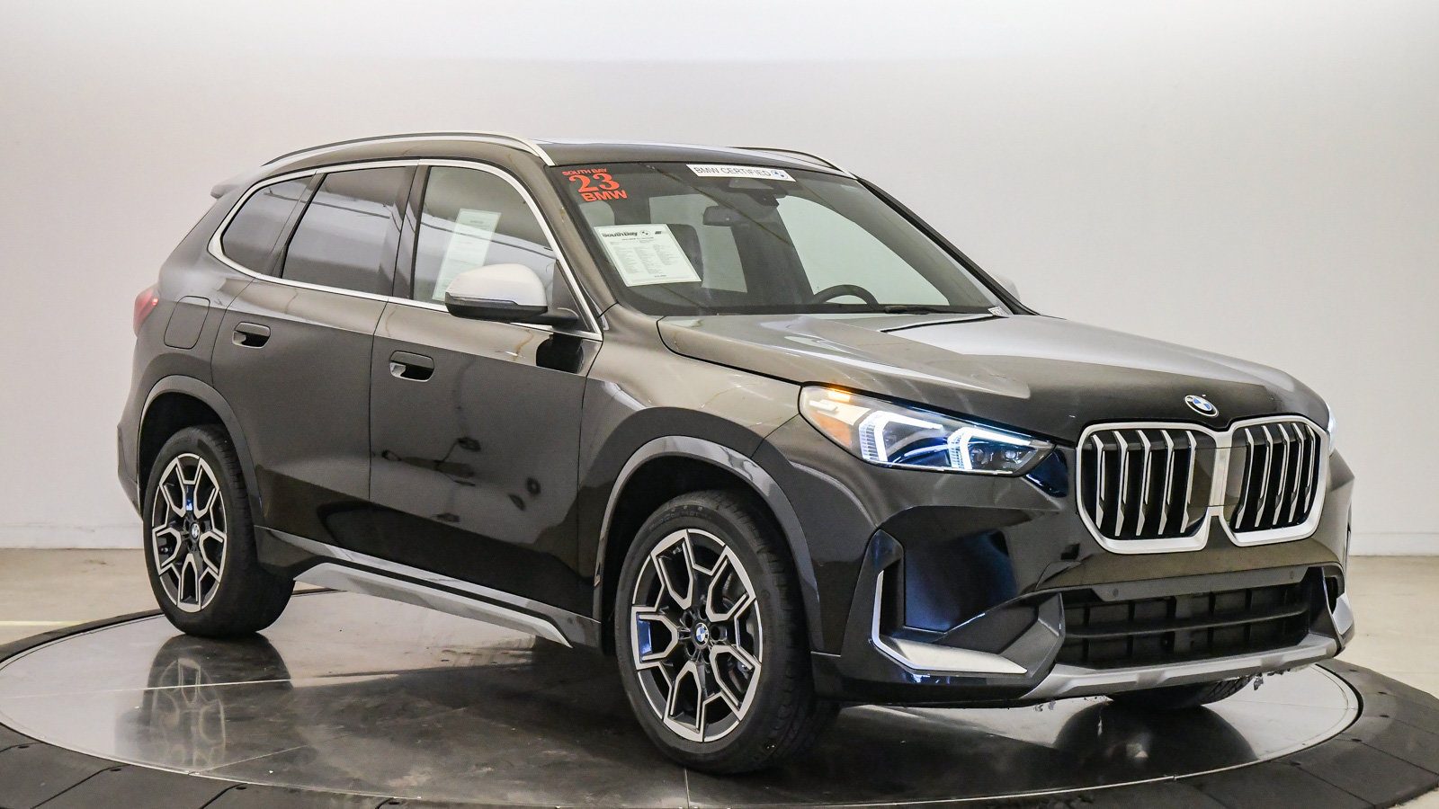 Certified 2023 BMW X1 xDrive28i w/ Convenience Package AWD/4WD image 6
