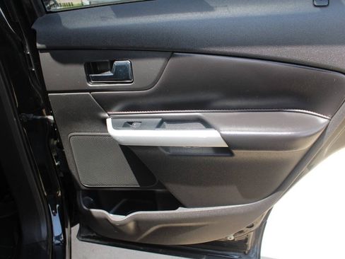 Used 2013 Ford Edge SEL FWD image 5