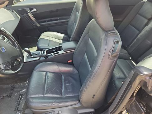 Used 2009 Volvo C70 T5 FWD image 12