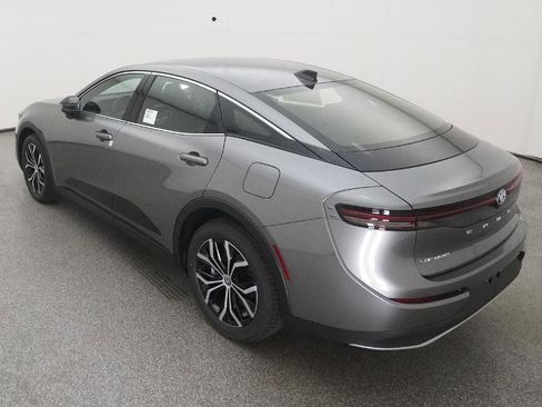 New 2026 Toyota Crown XLE image 8