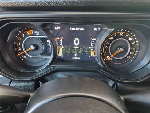 Used 2025 Jeep Wrangler Sport AWD/4WD image 12