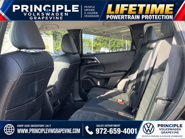 Used 2024 Mitsubishi Outlander SE FWD image 23