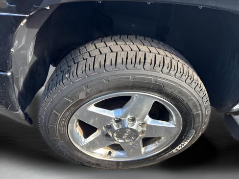 Used 2013 GMC Sierra 2500 Denali w/ Suspension Package, Off-Road image 15