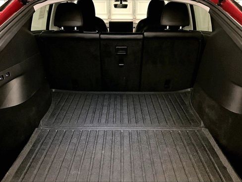 Used 2020 Tesla Model Y Long Range image 33