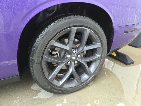 Used 2023 Dodge Challenger SXT w/ Plus Package image 8