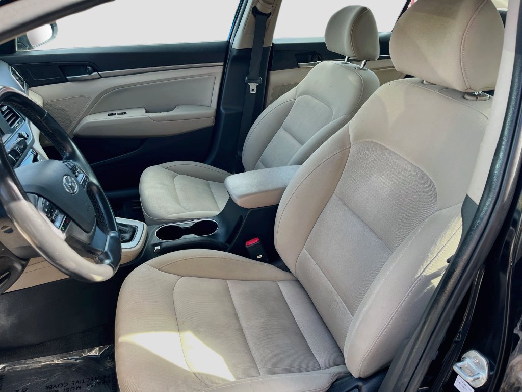 Used 2018 Hyundai Elantra Value Edition FWD image 19