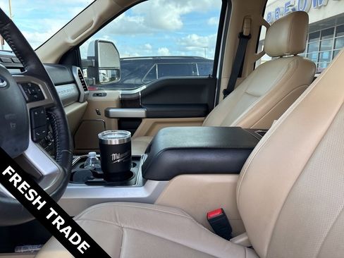 Used 2020 Ford F250 Lariat w/ Lariat Value Package image 8