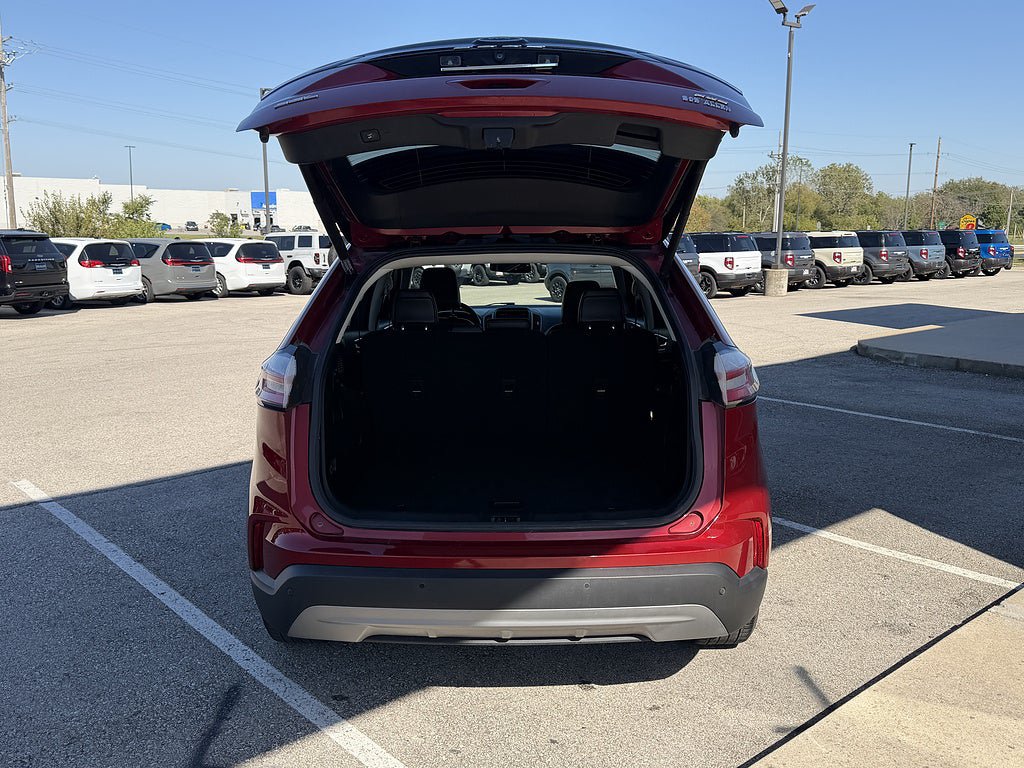 Used 2021 Ford Edge SEL w/ Convenience Package AWD/4WD image 5