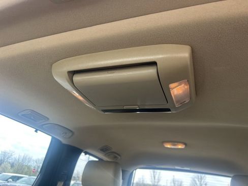 Used 2012 Toyota Sequoia Platinum image 11