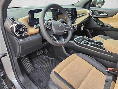 New 2026 Chevrolet Equinox ACTIV FWD image 3