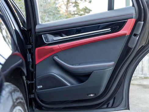 Certified 2024 Porsche Panamera image 46