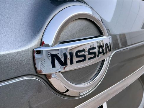 Used 2019 Nissan Rogue SV FWD image 29