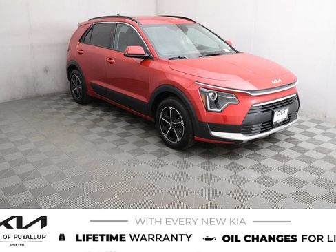 New 2026 Kia Niro EX FWD image 3