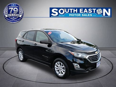Used 2019 Chevrolet Equinox LS AWD/4WD image 2