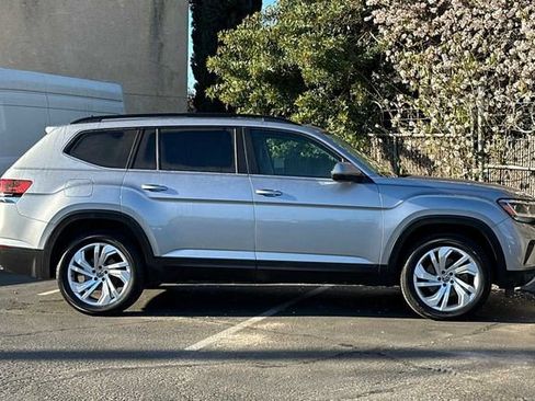 Used 2021 Volkswagen Atlas SE w/ Panoramic Sunroof Package image 7