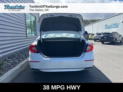 Used 2019 Honda Accord LX image 4