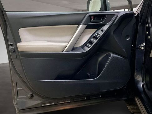 Used 2016 Subaru Forester 2.5i Premium image 22