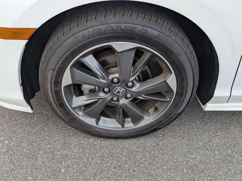 Used 2024 Honda Odyssey Elite image 9