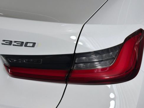 Used 2020 BMW 330i Sedan w/ Convenience Package RWD image 27
