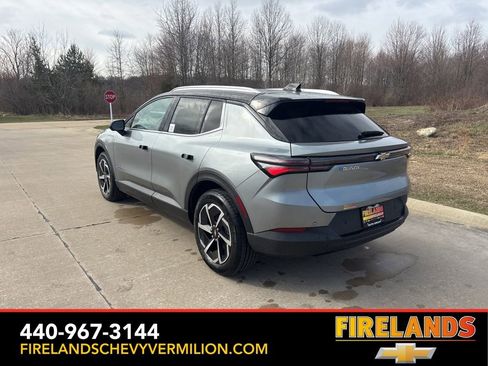 New 2026 Chevrolet Equinox EV LT image 7