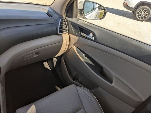 Used 2021 Hyundai Tucson Limited w/ Cargo Package image 14