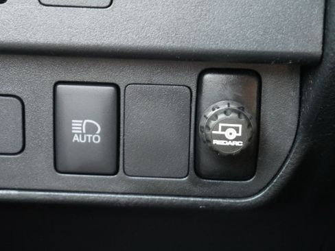 Used 2022 Toyota Tacoma SR5 AWD/4WD image 28