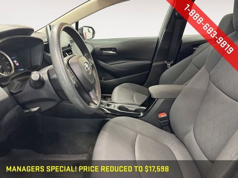 Used 2020 Toyota Corolla LE image 8
