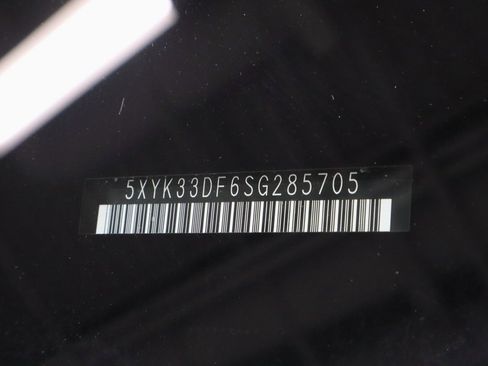 Used 2025 Kia Sportage EX w/ Premium Package image 37