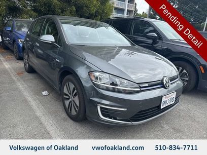 Certified 2019 Volkswagen e-Golf SE w/ Driver Assistance Package