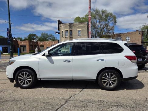 Used 2014 Nissan Pathfinder SV AWD/4WD image 9