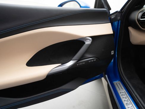 Used 2025 Ferrari 296 GTS image 16