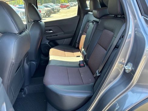 New 2025 Nissan Kicks SR image 10