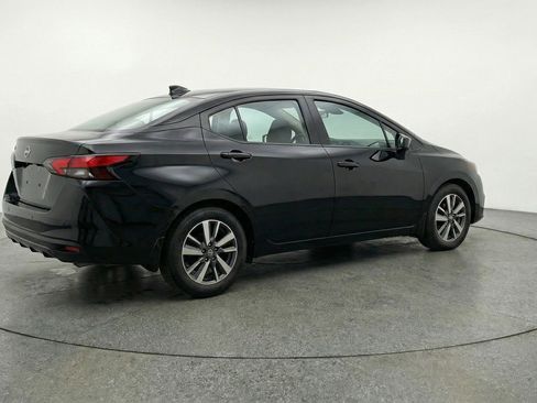 Used 2025 Nissan Versa SV FWD image 9