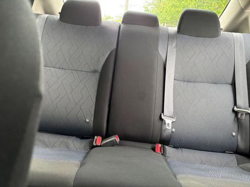 Used 2025 Nissan Versa SV FWD image 36