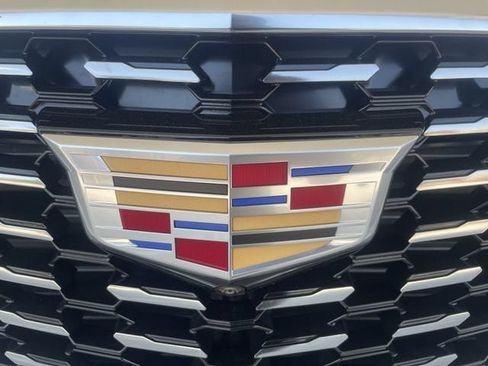 New 2026 Cadillac XT5 Premium Luxury w/ Driver Assist Package FWD image 32