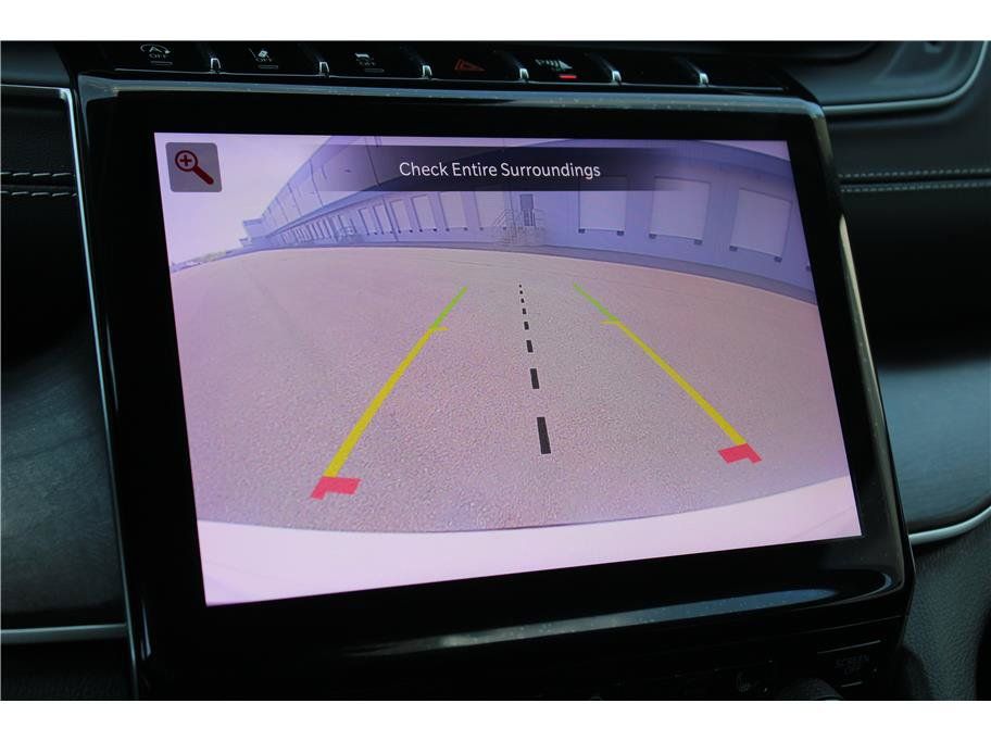 Used 2023 Jeep Grand Cherokee L Limited w/ Trailer Tow Group (B) AWD/4WD image 25