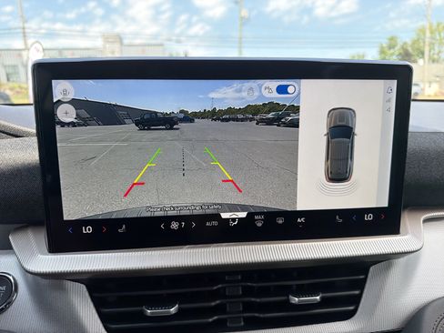 New 2026 Ford Explorer Active AWD/4WD image 27