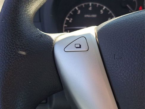 Used 2013 Nissan Sentra S image 24