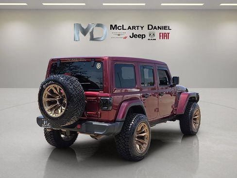 Used 2021 Jeep Wrangler Unlimited Sahara AWD/4WD image 5