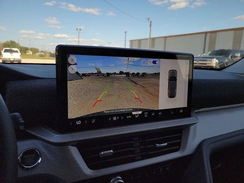 New 2025 Ford Explorer Active w/ Active Comfort Package RWD image 22