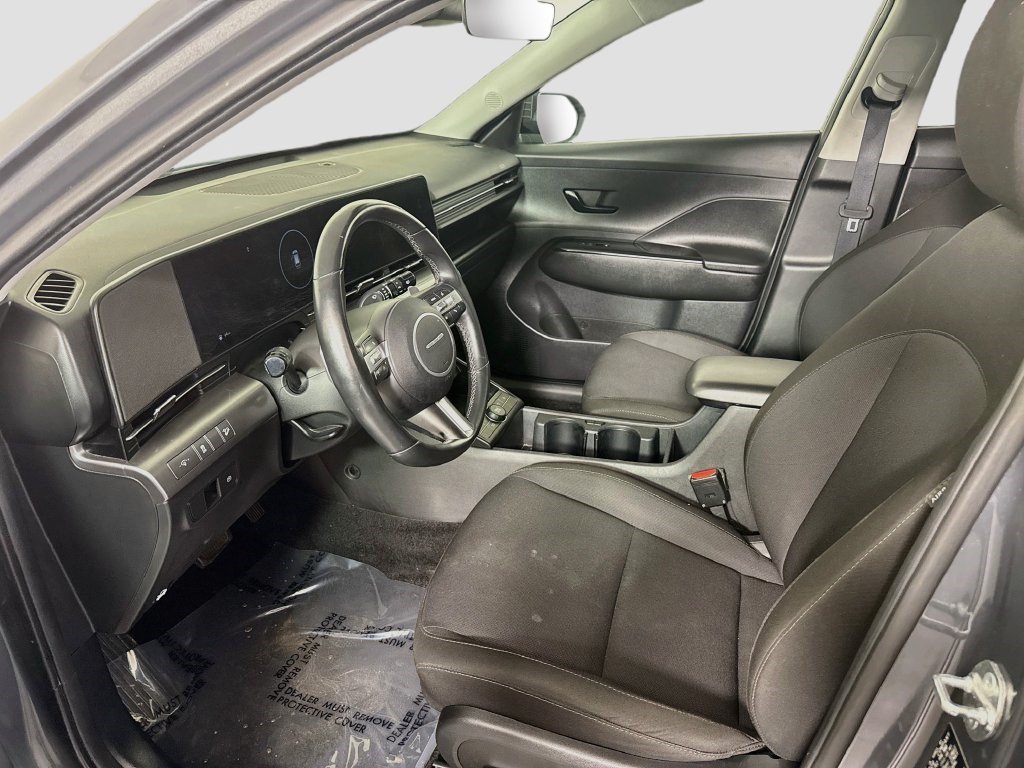 Used 2024 Hyundai Kona SEL w/ Convenience Package FWD image 21