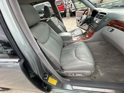 Used 2003 Lexus LS 430 RWD image 58