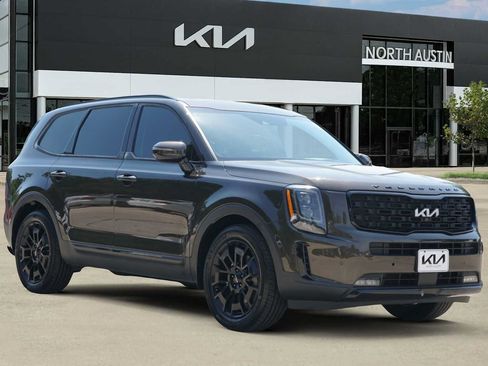 Used 2022 Kia Telluride SX w/ SX Prestige Package AWD/4WD image 7
