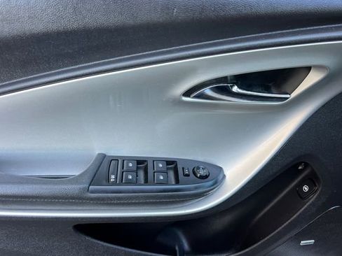 Used 2012 Chevrolet Volt image 11