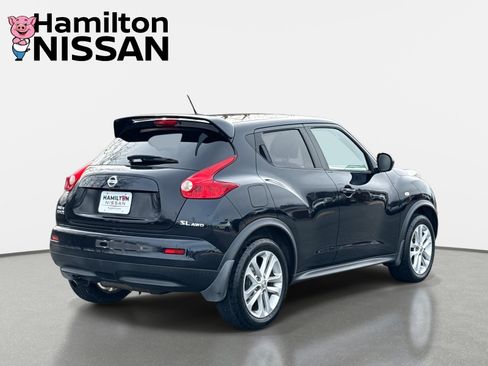 Used 2011 Nissan Juke SL image 2