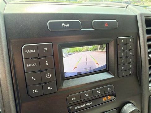 Used 2022 Ford F250 XL w/ Power Equipment Group AWD/4WD image 37