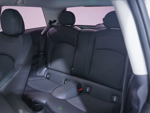 Used 2023 MINI Cooper S image 9