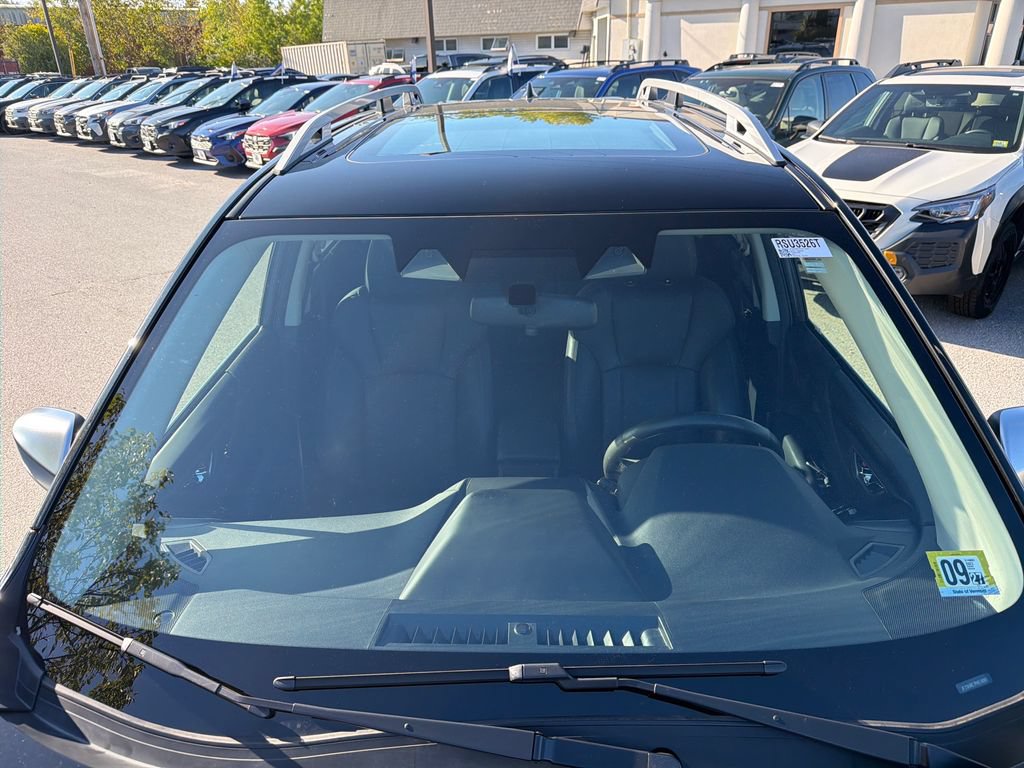 Certified 2023 Subaru Forester Touring AWD/4WD image 8