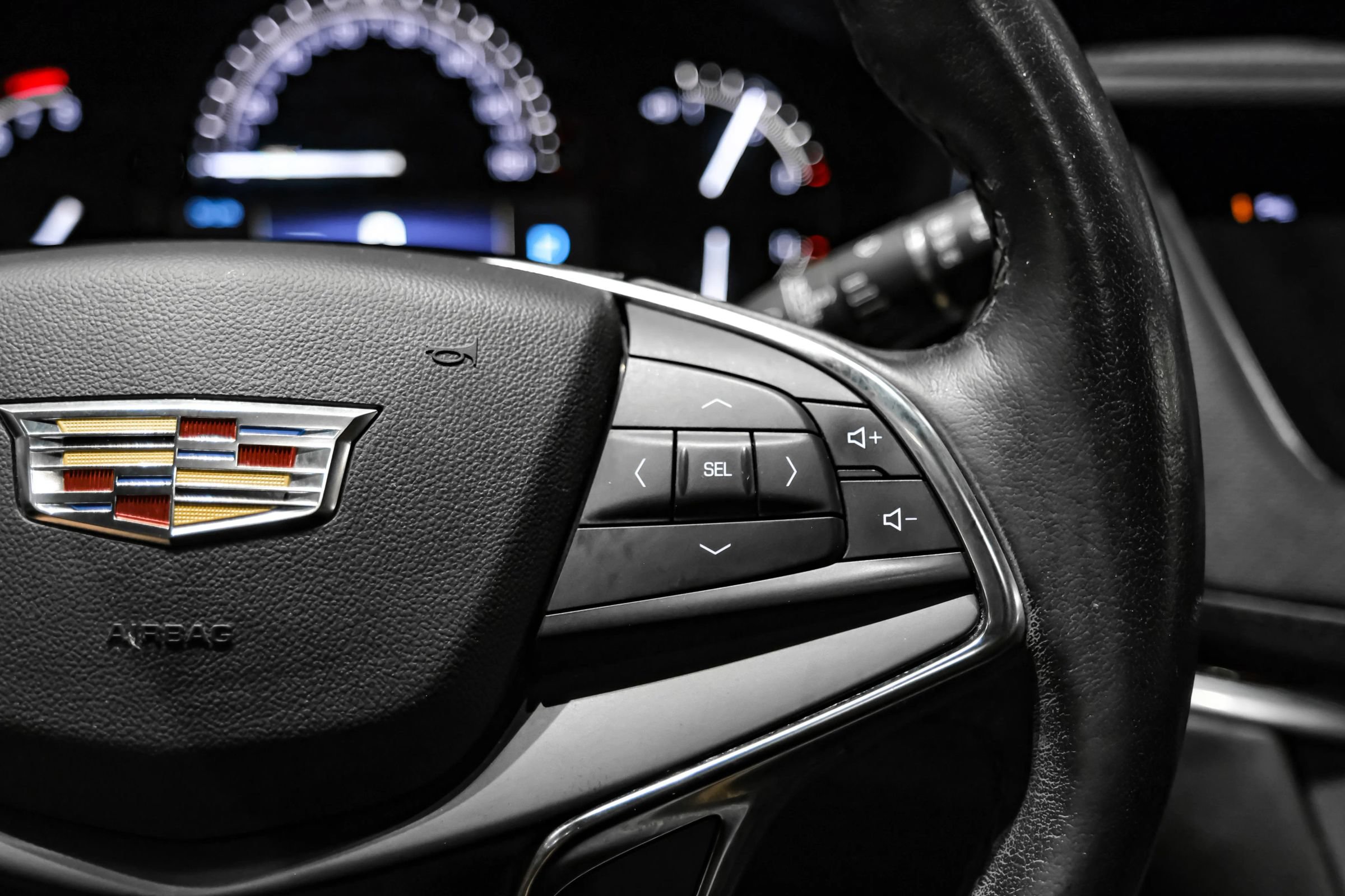 Used 2019 Cadillac XT5 Premium Luxury FWD image 17