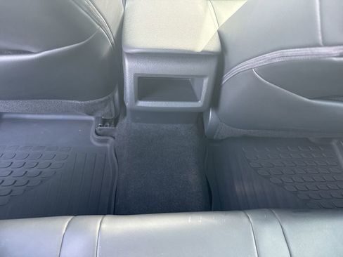 Used 2023 Toyota Camry SE w/ Convenience Package image 14